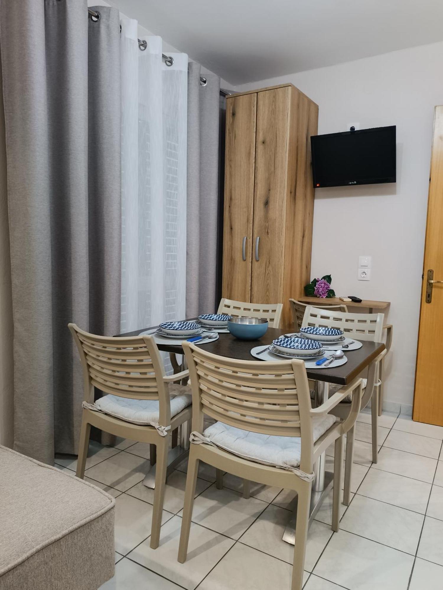 Rooms Anastasia Paralia Exterior photo